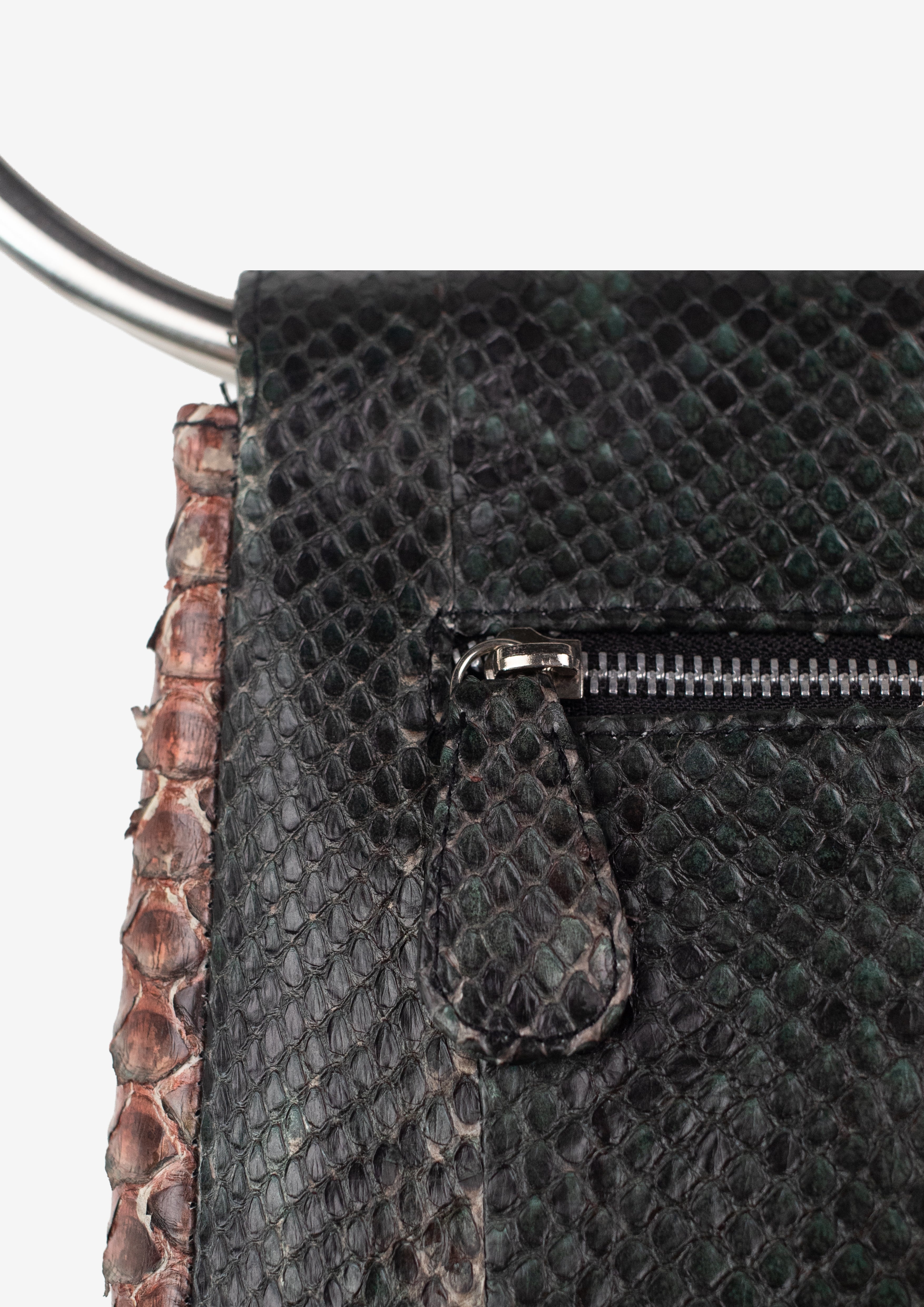 RESTRAINED SNAKESKIN BAG